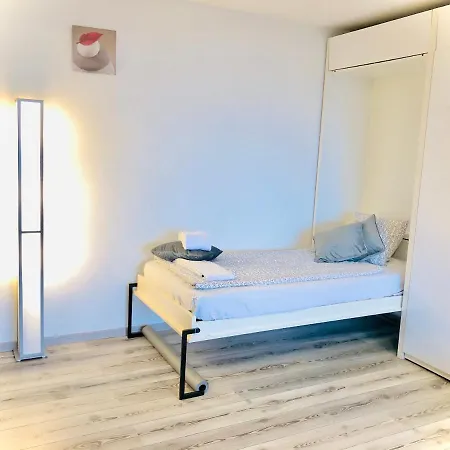 Appartamento With View | 102 Montreux